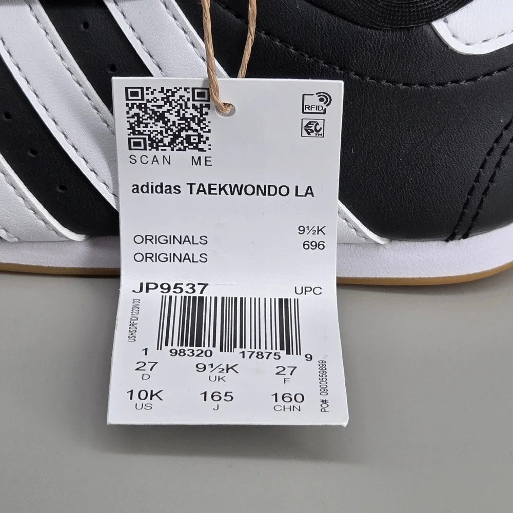 Adidas Taekwondo LA Kids Size 10K‎ Black White Leather Sneakers Gum Sole JP9537